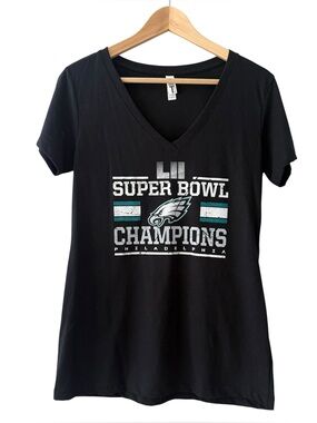 Women’s Philadelphia Eagles Tee Shirt Black With Super Bowl Logo